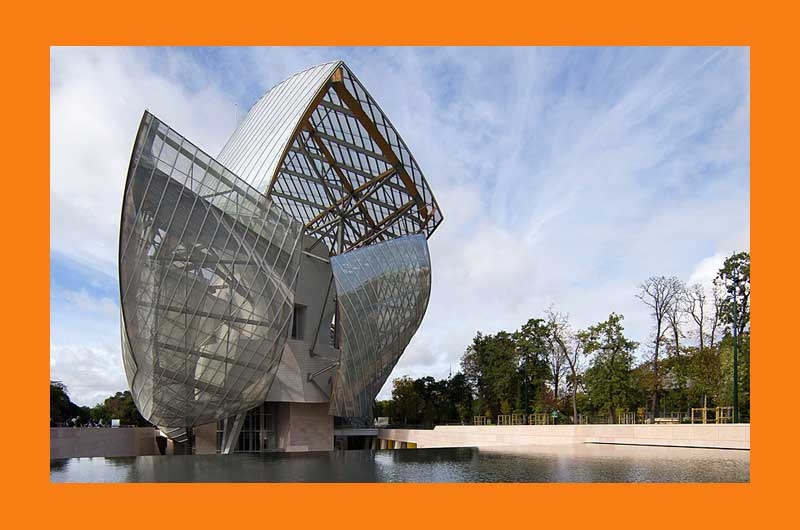 Fondation Louis Vuitton/Frank Gehry. Livre de photographies - Édition  bilingue (Français/Anglais)
